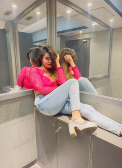 Kajal - escort in Dubai Photo 6 of 8