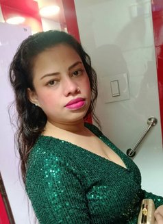 Kajal - escort in Hyderabad Photo 2 of 2