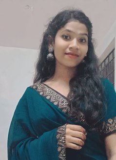 Kajal - puta in Hyderabad Photo 1 of 2