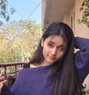 Kajal - puta in Indore Photo 1 of 3