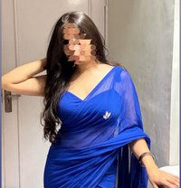 Kajal - puta in Indore