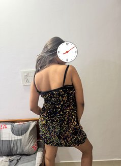 Kajal - escort in New Delhi Photo 1 of 9