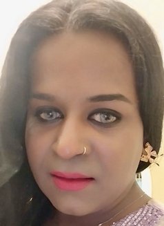 Kajal - Transsexual escort in New Delhi Photo 8 of 21