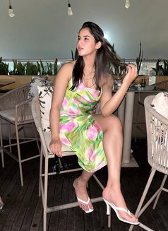 Diya Indian - escort in Dubai Photo 2 of 5