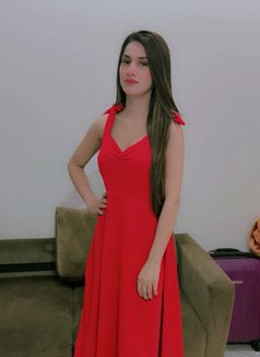 Kajal Indian Model - puta in Abu Dhabi Photo 4 of 4