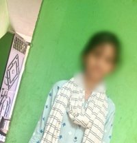 Kajal Kumari {Real meet Indian girls} - puta in Hyderabad