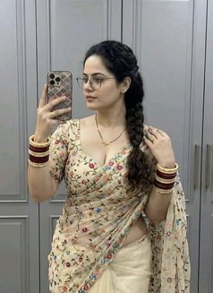 Kajal Kumari - escort in Mumbai Photo 1 of 1