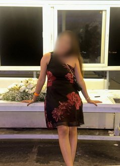 Roshni - escort in Bhubaneshwar Photo 1 of 3