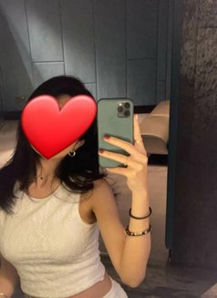 Kajal Paid - puta in Hyderabad Photo 4 of 4