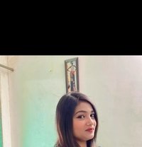 Kajal Patel - puta in Mumbai