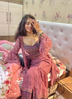 Kajal Rajput - escort in Ahmedabad Photo 4 of 6