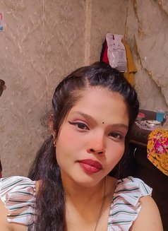 Kajal Real Meet & Cam Show - puta in Mumbai Photo 2 of 2