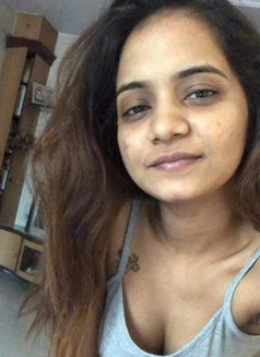 Kajal Reddy - adult performer in Hyderabad Photo 1 of 4