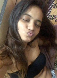 Kajal Reddy - adult performer in Hyderabad Photo 2 of 4