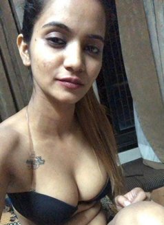 Kajal Reddy - adult performer in Hyderabad Photo 3 of 4