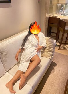 Kajal Sharma - escort in Chennai Photo 5 of 6