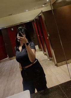 Kajal (Web Cam /Real Meet) - escort in Hyderabad Photo 4 of 4