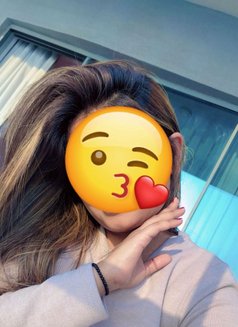 Kajal Independent College student - escort in New Delhi Photo 4 of 5