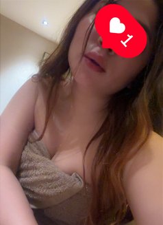 Kajol - escort in Bangalore Photo 2 of 4