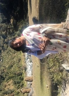 Kajri madem - Acompañantes transexual in New Delhi Photo 9 of 9