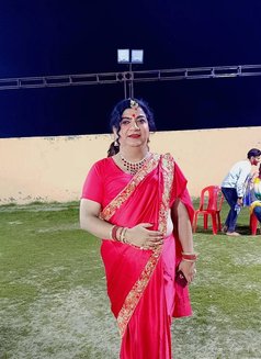 Kajri madem - Transsexual escort in New Delhi Photo 10 of 10