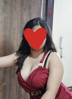 Kajuu cam and real meet independent girl - escort in New Delhi Photo 2 of 8