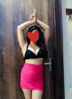 Kajuu cam and real meet independent girl - escort in New Delhi Photo 4 of 8