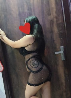 Kajuu cam and real meet independent girl - escort in New Delhi Photo 5 of 8