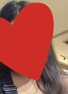 Kajuu real meet independent escort - puta in New Delhi Photo 2 of 4