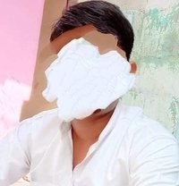 Kaku Ahuha - Acompañantes masculino in New Delhi