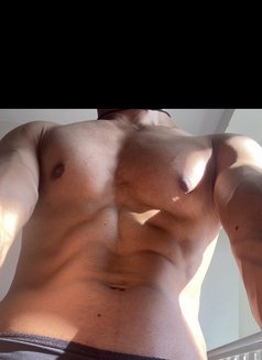 Kaldrogo - Acompañantes masculino in Kathmandu Photo 4 of 4