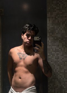 Kali - Male escort in Bangkok Photo 5 of 7