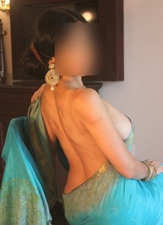 Kali Sutraa - escort in Dubai Photo 3 of 6