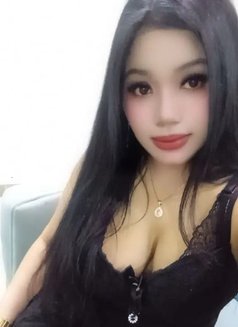 Kalie - Male escort in Riyadh Photo 2 of 3