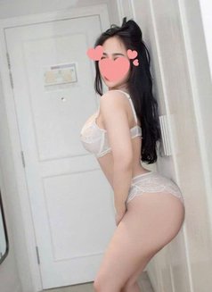 Kalindi - escort in Mumbai Photo 3 of 4