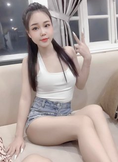 Kalindi - escort in New Delhi Photo 7 of 9