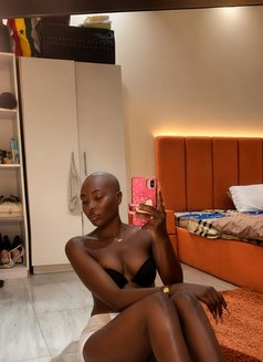 Kalisha - escort in Dakar Photo 4 of 8