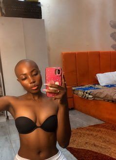 Kalisha - escort in Dakar Photo 5 of 8