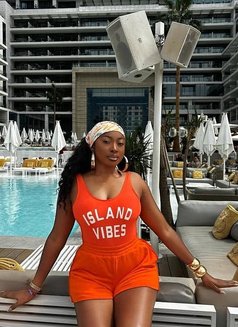 Kalisha - escort in Abu Dhabi Photo 9 of 10