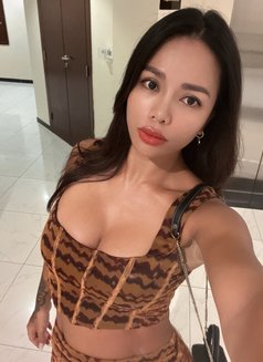 Kally - escort in Hanoi Photo 11 of 24