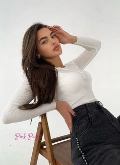 KALPANA KOHALI INDEPENDENT COLLEGE GIRLS - Intérprete de adultos in Faridabad Photo 4 of 13