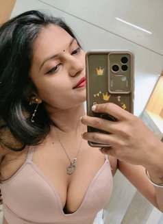 Kalpana/🦩let's Meet. Cam🦩 - escort in Navi Mumbai Photo 1 of 4