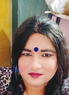 Kalpana Singh - Transsexual escort in Lucknow Photo 2 of 5