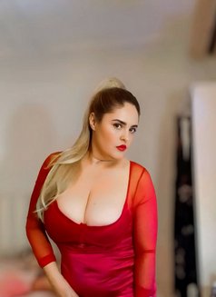 Kaly - puta in Barcelona Photo 18 of 21