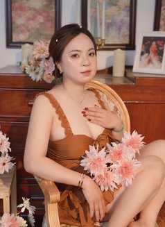 Kaly - escort in Ho Chi Minh City Photo 2 of 4