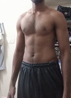 Kalyan (6'4 Ft Tall, Young, Athletic) - Acompañantes masculino in Hyderabad Photo 2 of 2