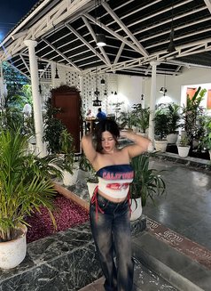Kamakshi - escort in Ahmedabad Photo 3 of 7