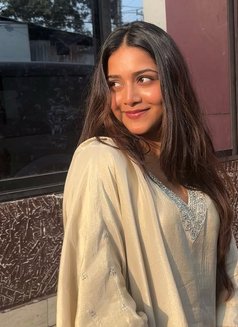 Kamakshi - escort in Hyderabad Photo 2 of 4