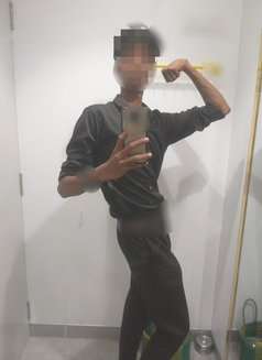 Kamal - Acompañantes masculino in Chennai Photo 2 of 3