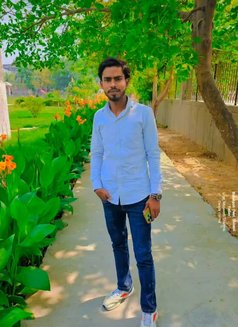 Kamal Singh - Male escort in New Delhi Photo 1 of 3